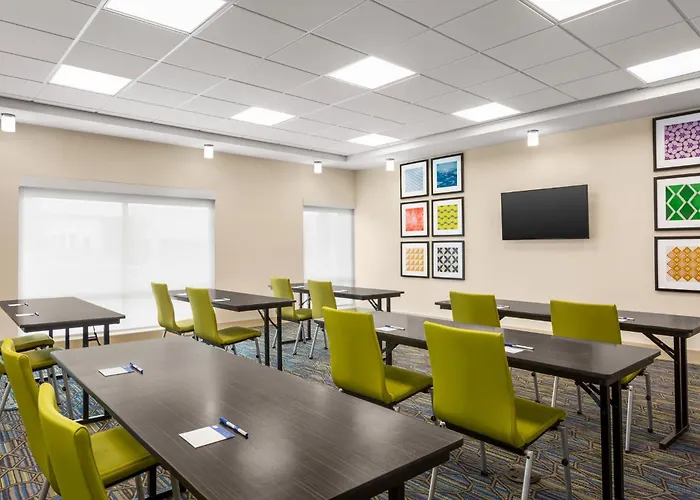 Holiday Inn Express & Suites - Ukiah By Ihg